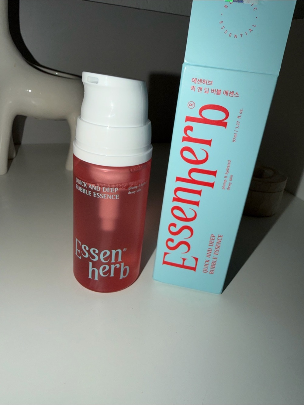 ESSENHERB Quick & Deep Oxy-Bubble Essence – Niacinamide, Collagen, Peptide & Hya